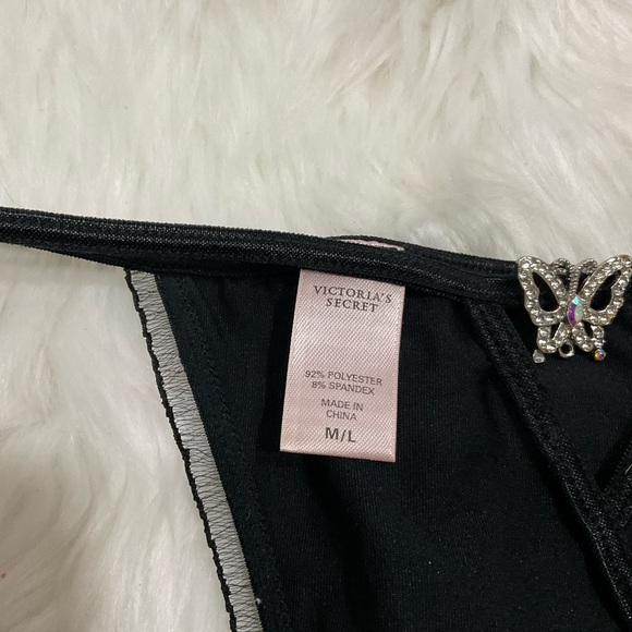 Victoria's Secret V-String Thong Black Bling Butterfly Charm - Picture 1 of 7